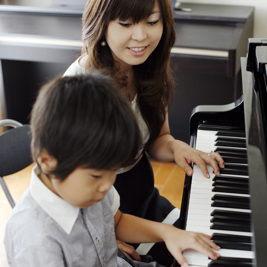 音樂導師證書(第21屆)(35C10416A)